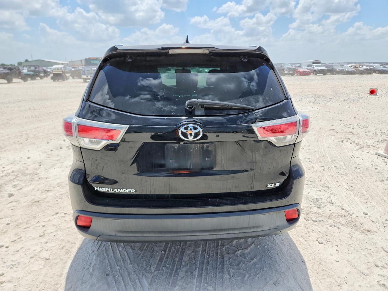 2014 TOYOTA HIGHLANDER