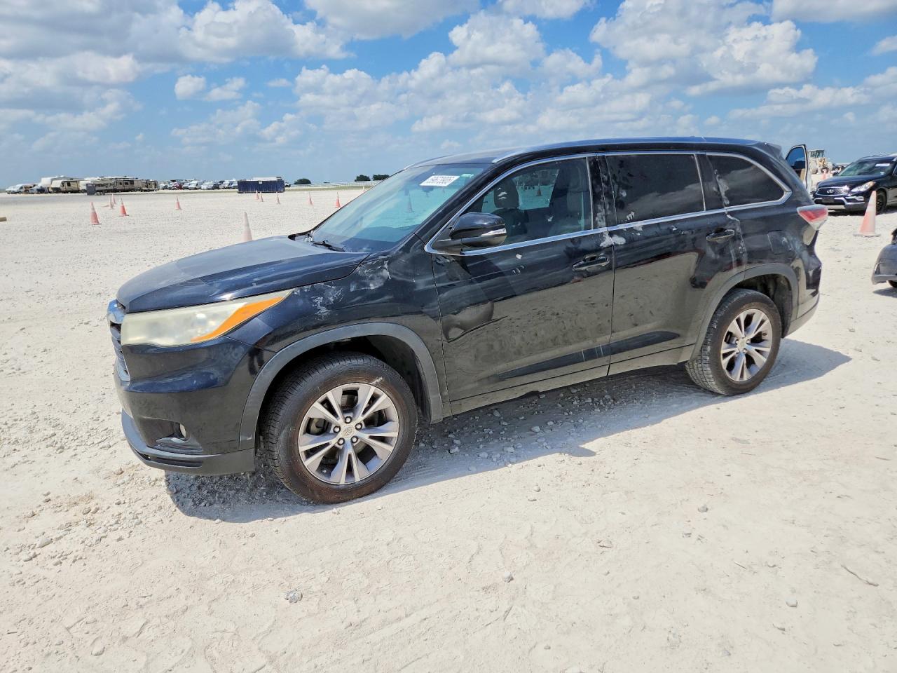 2014 TOYOTA HIGHLANDER