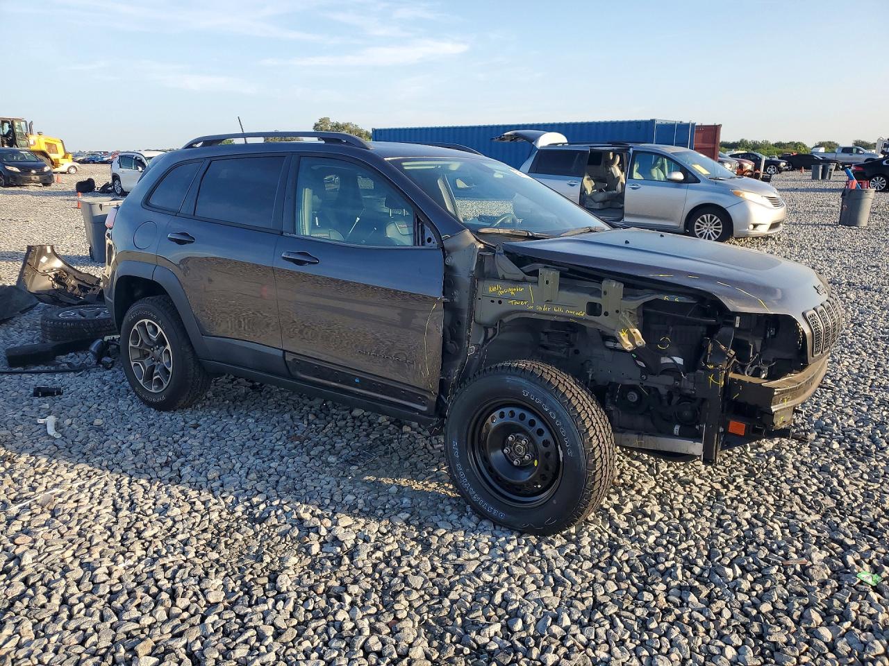 2020 JEEP CHEROKEE
