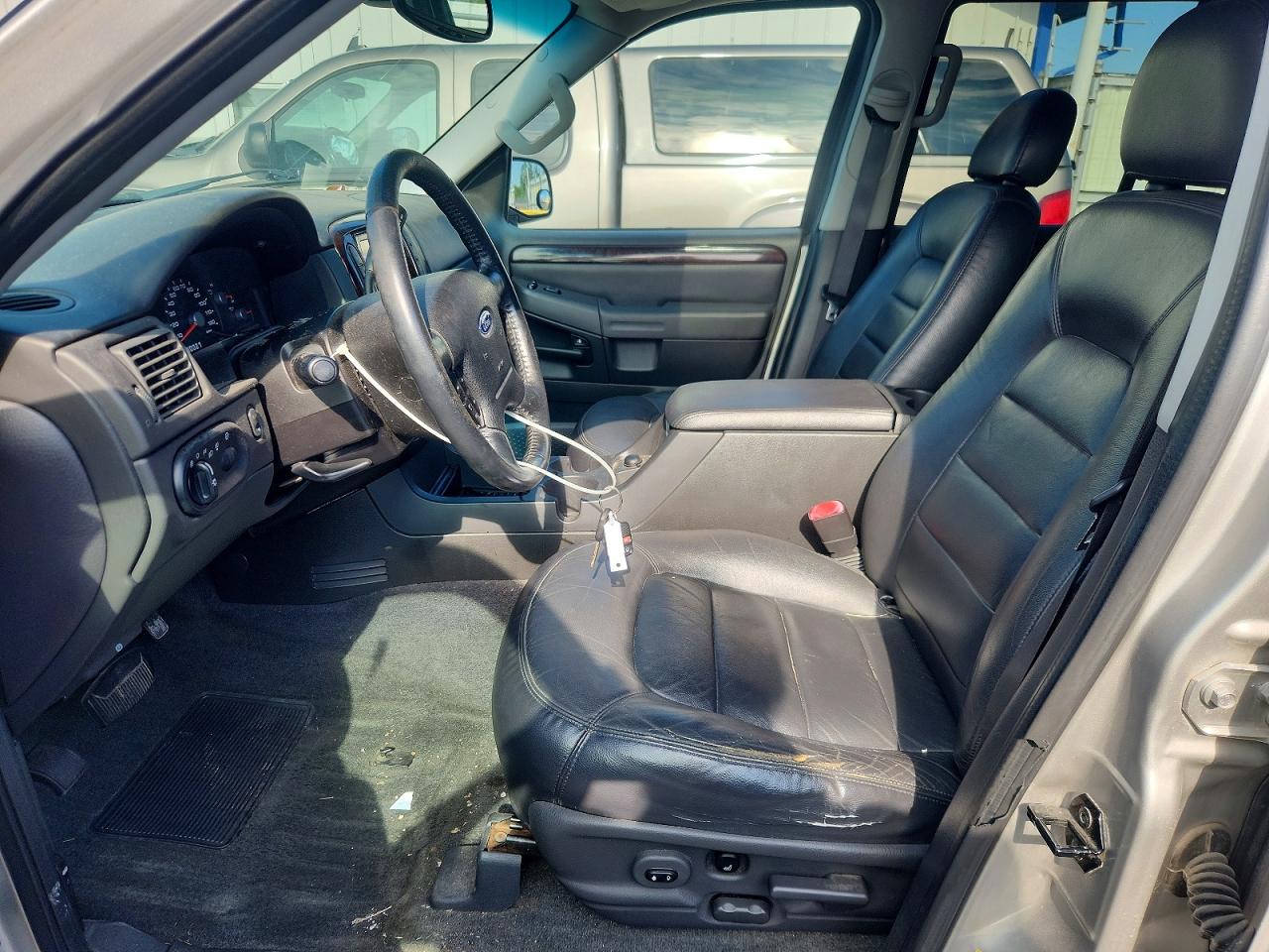 2005 FORD EXPLORER