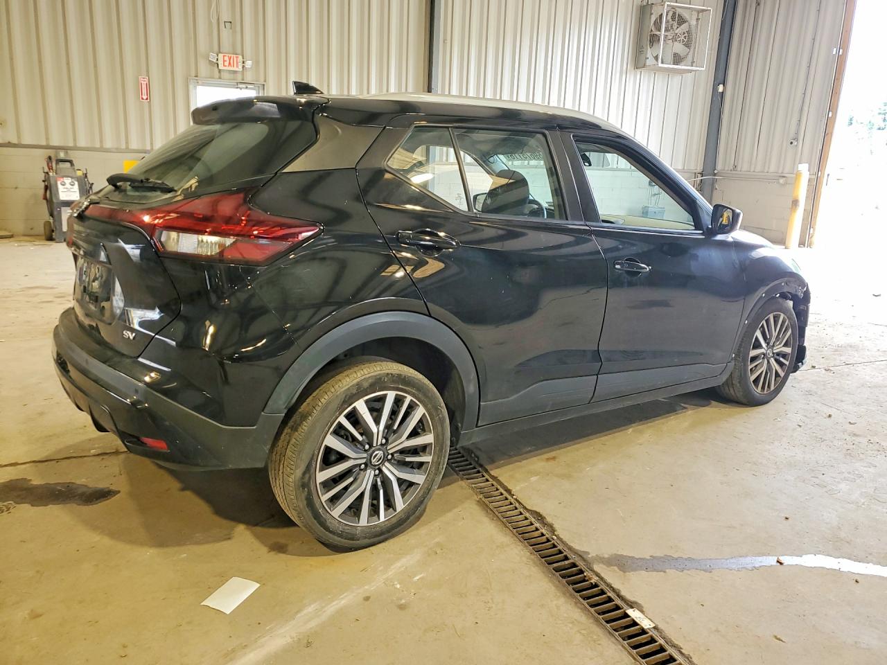 2021 NISSAN KICKS
