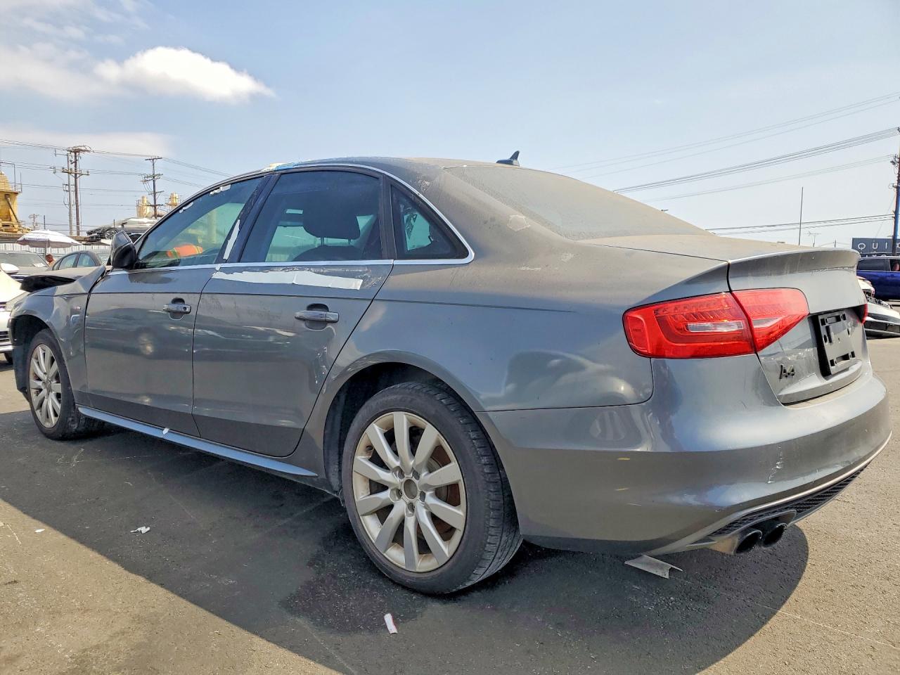 2015 AUDI A4