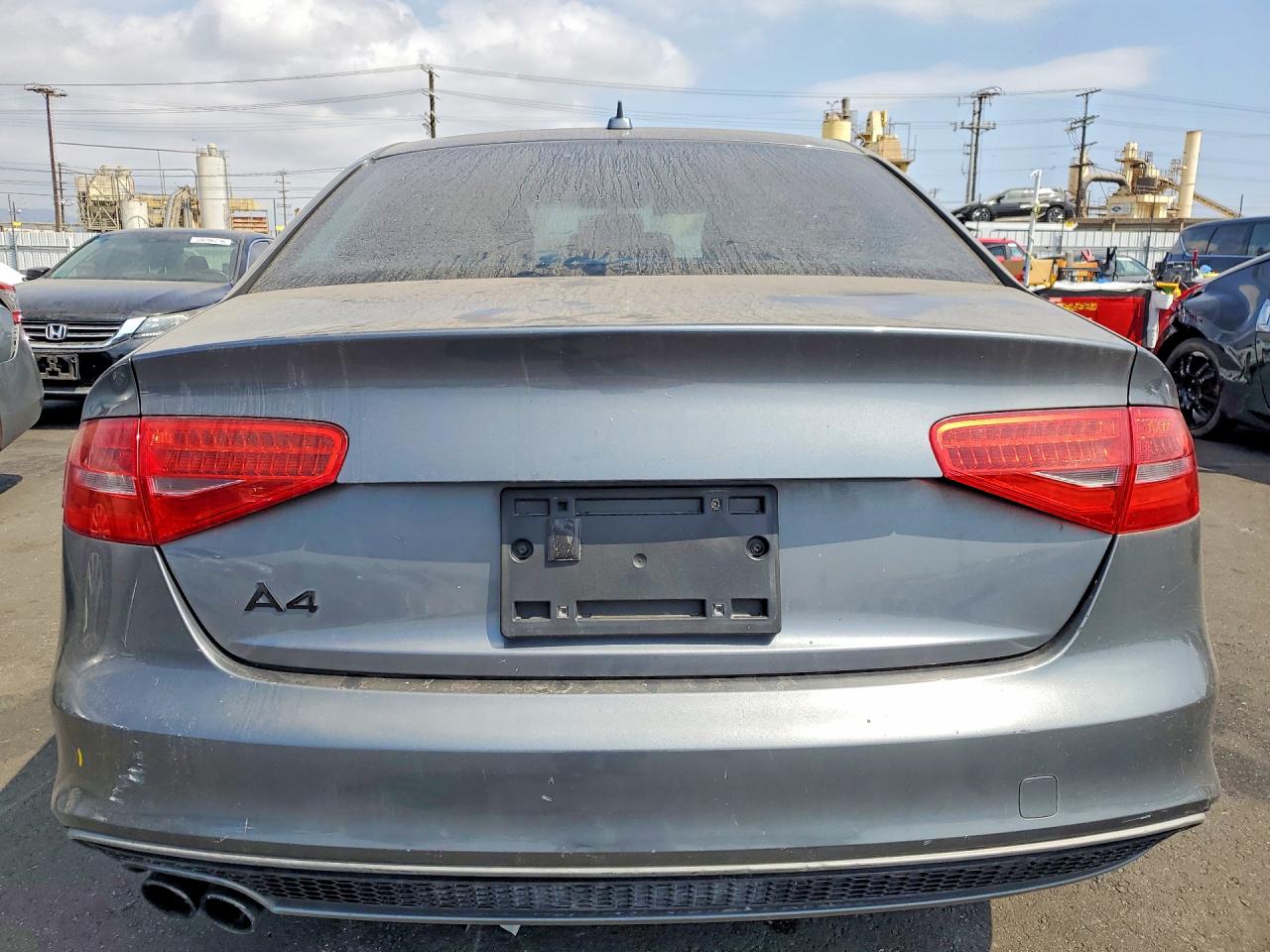 2015 AUDI A4