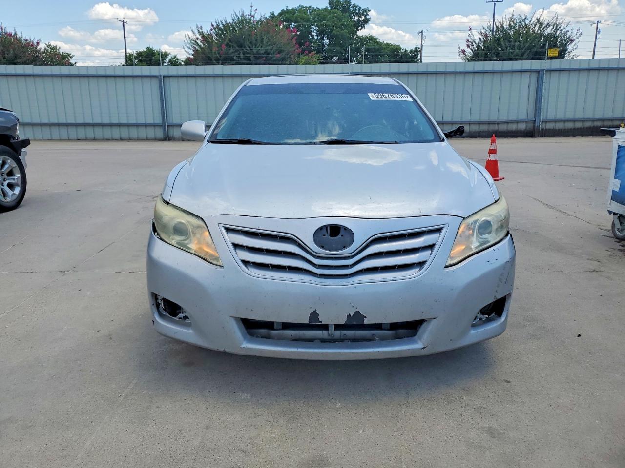 2011 TOYOTA CAMRY