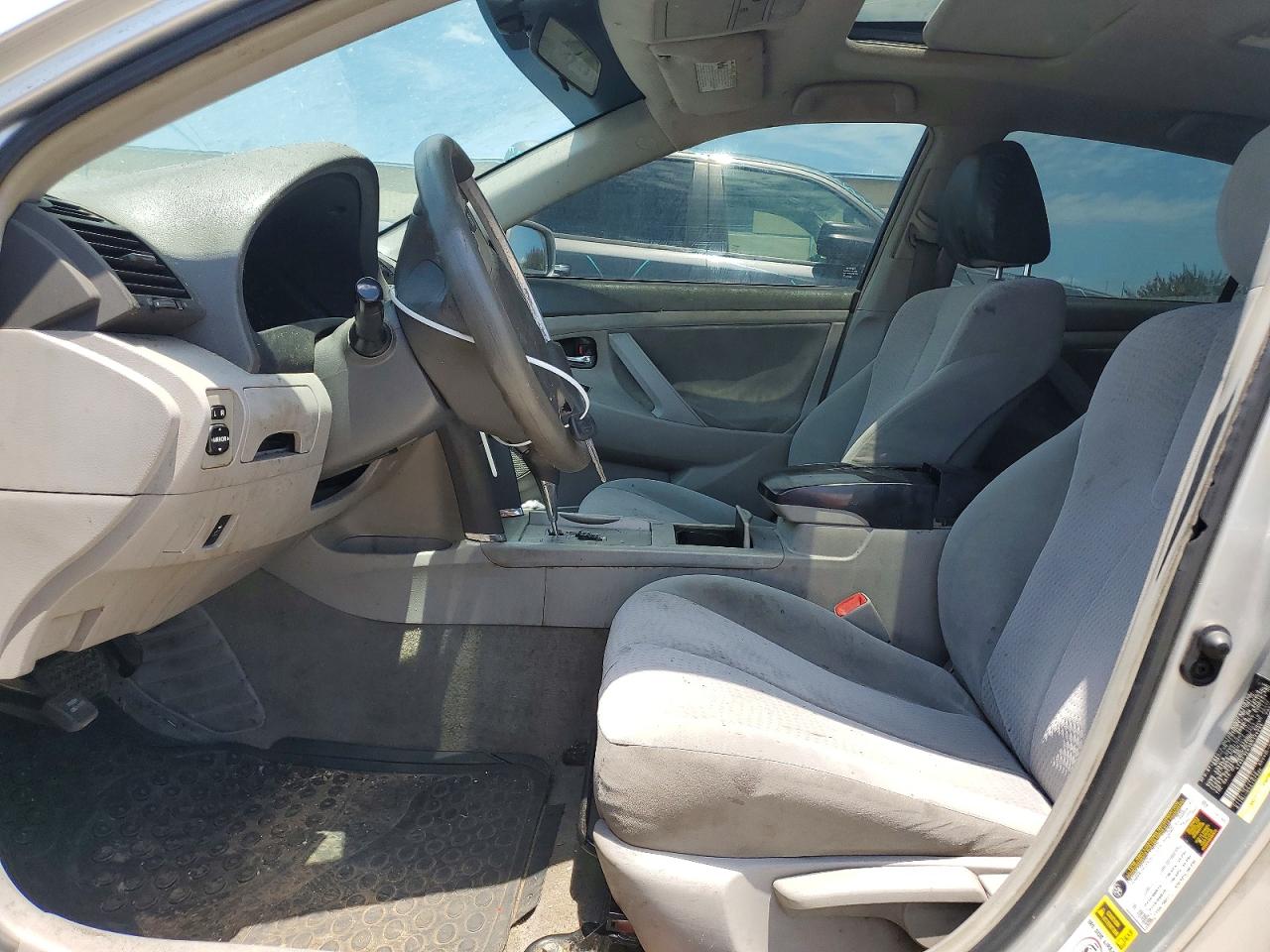 2011 TOYOTA CAMRY
