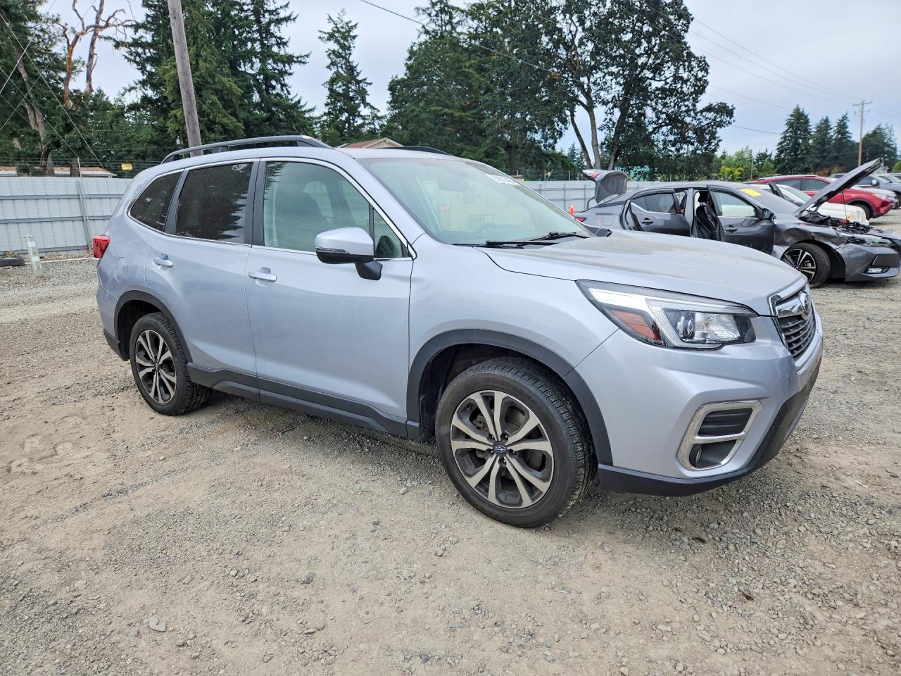 2019 SUBARU FORESTER