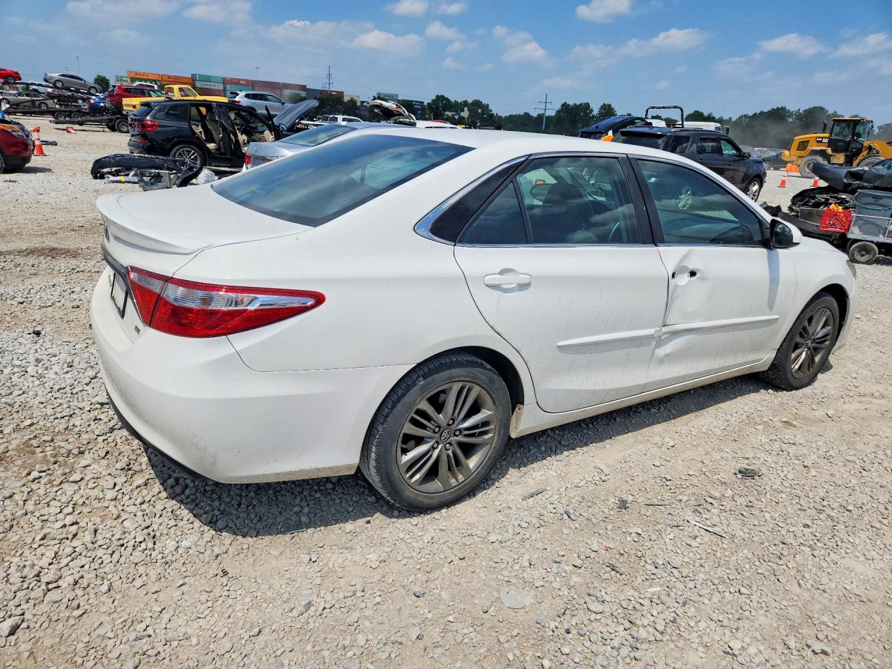 2017 TOYOTA CAMRY