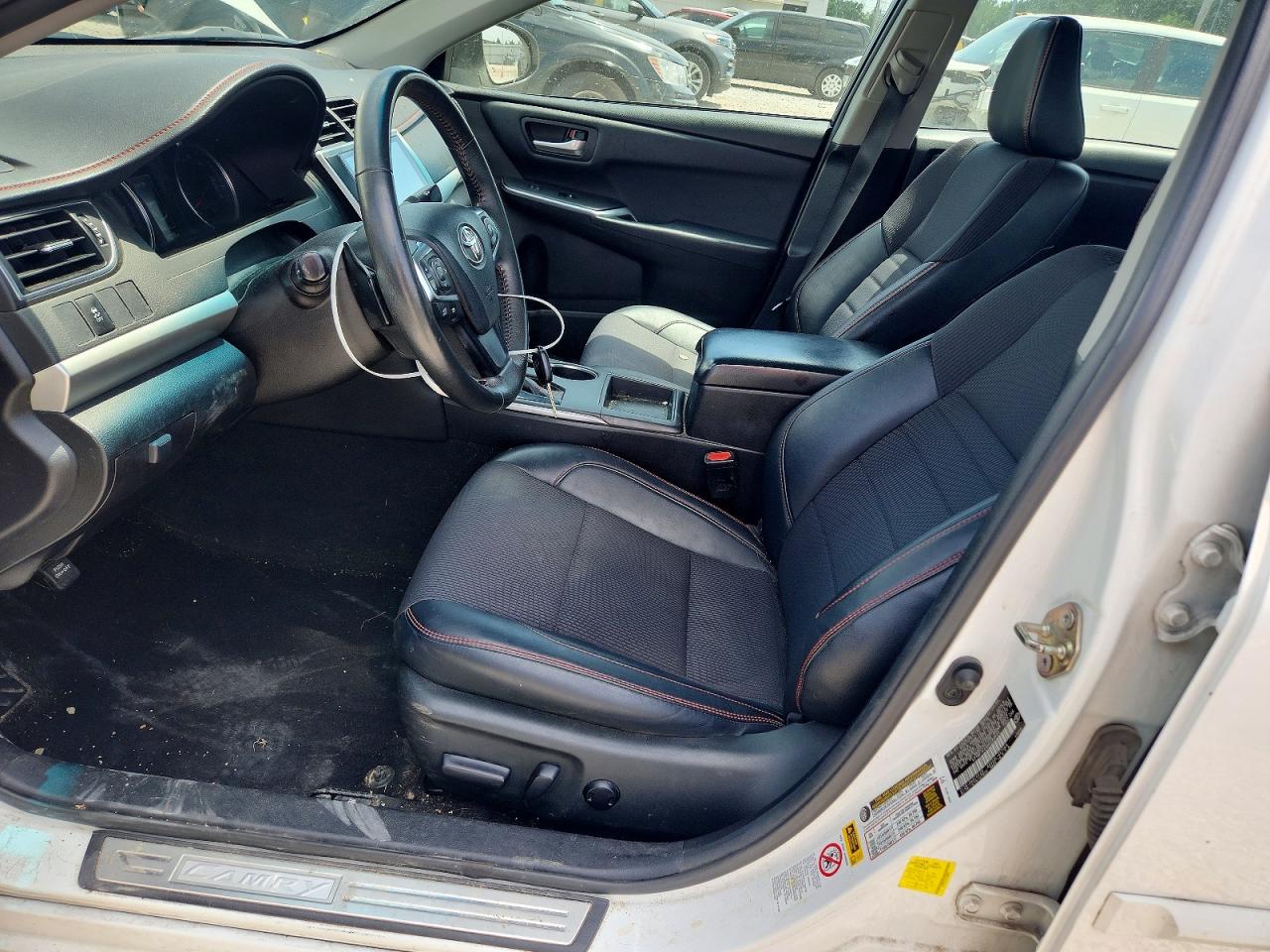 2017 TOYOTA CAMRY