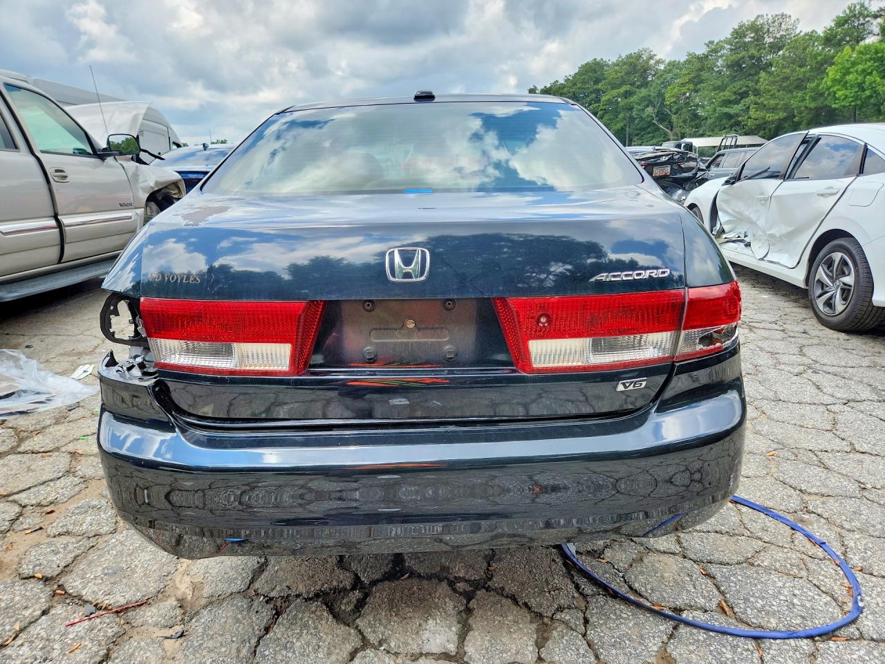 2004 HONDA ACCORD