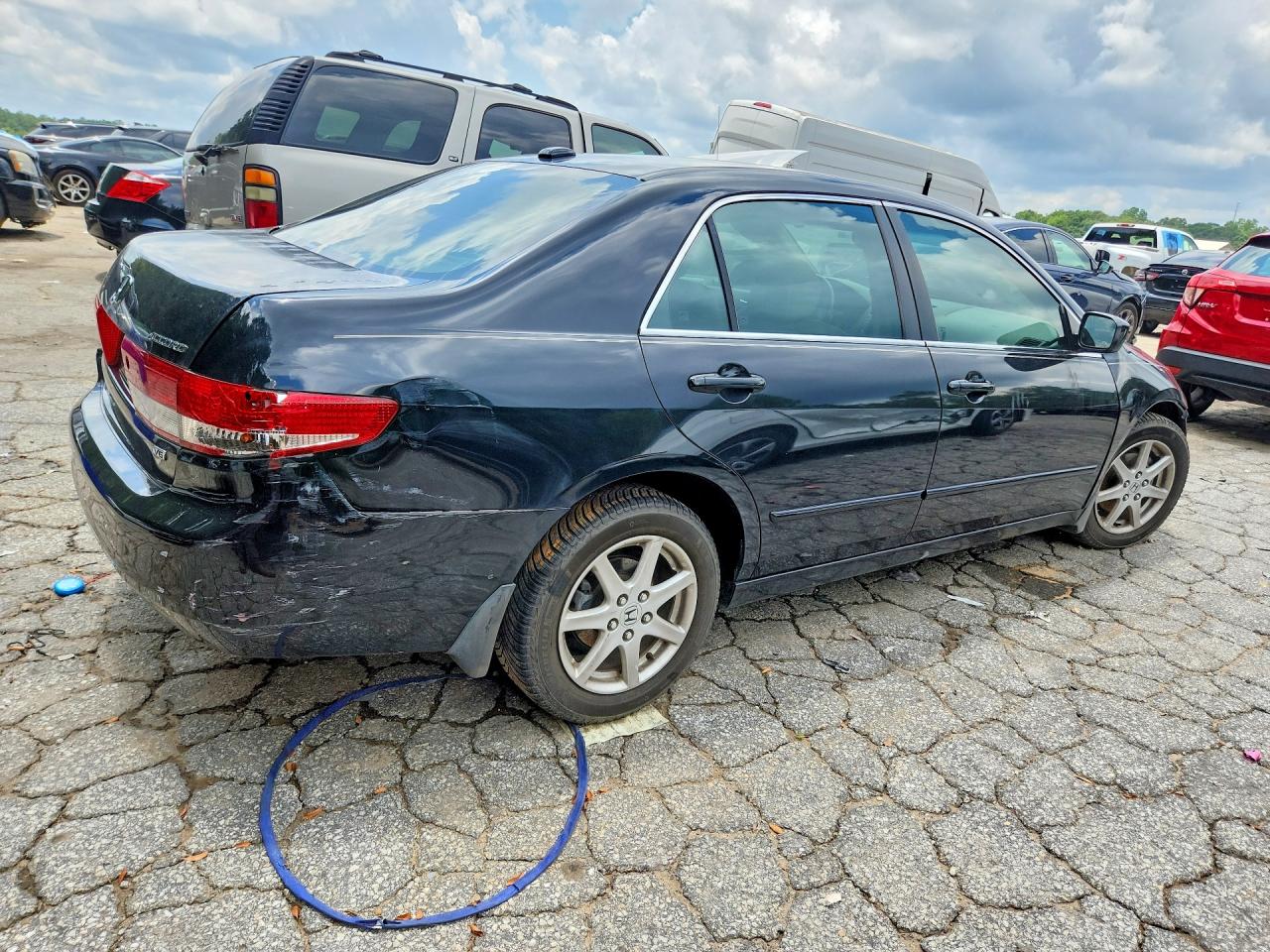 2004 HONDA ACCORD