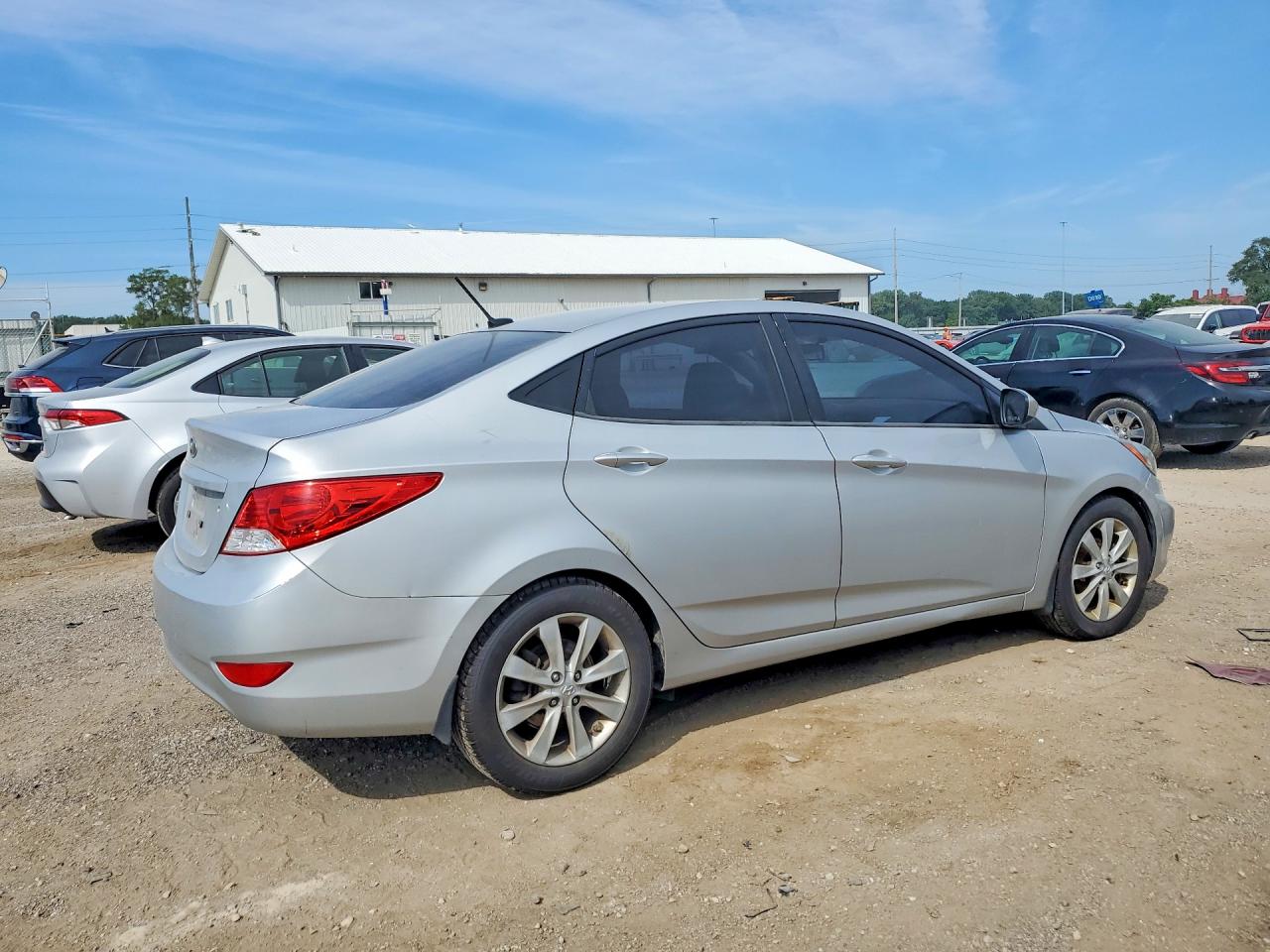 2012 HYUNDAI ACCENT