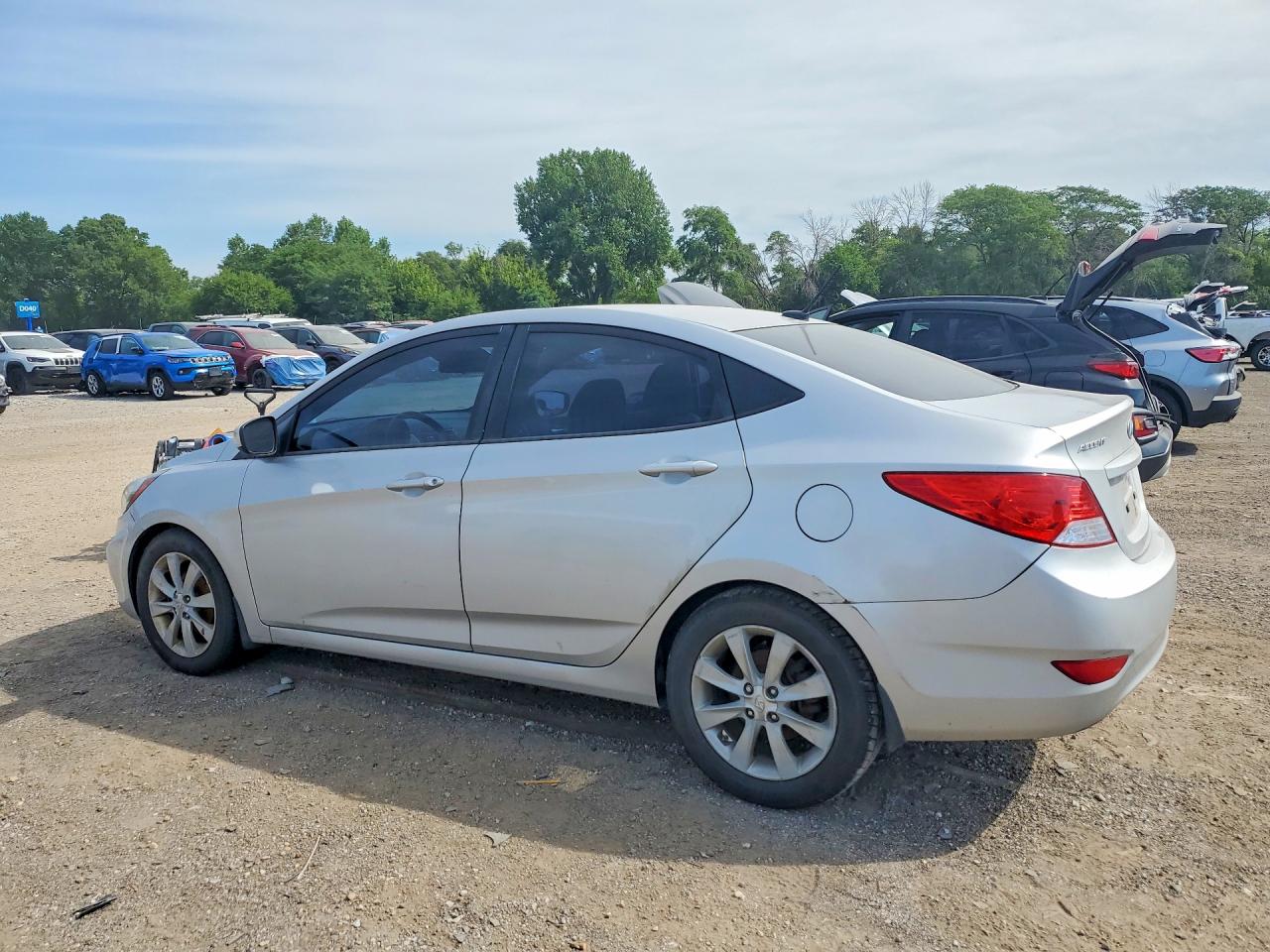 2012 HYUNDAI ACCENT