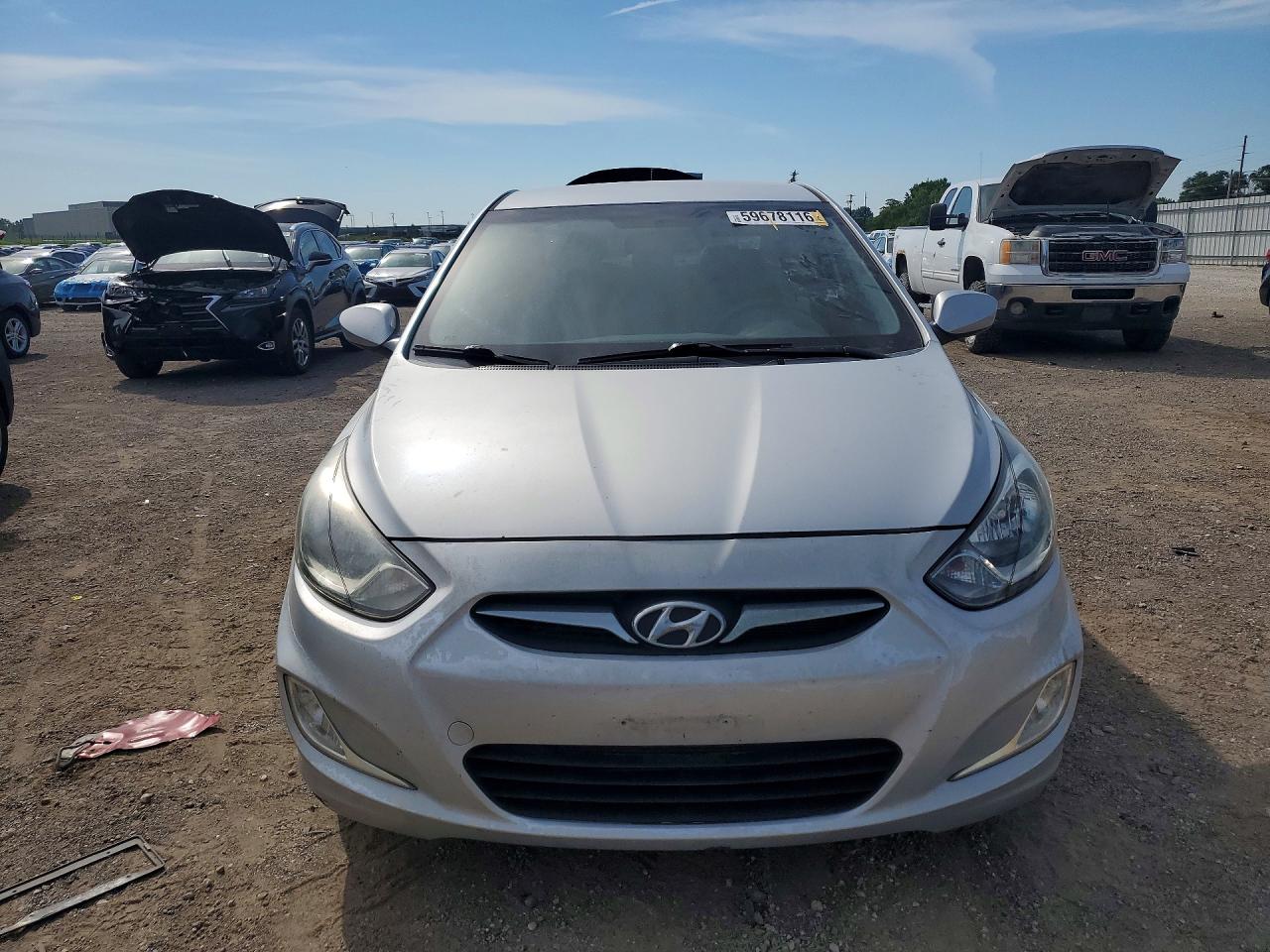 2012 HYUNDAI ACCENT