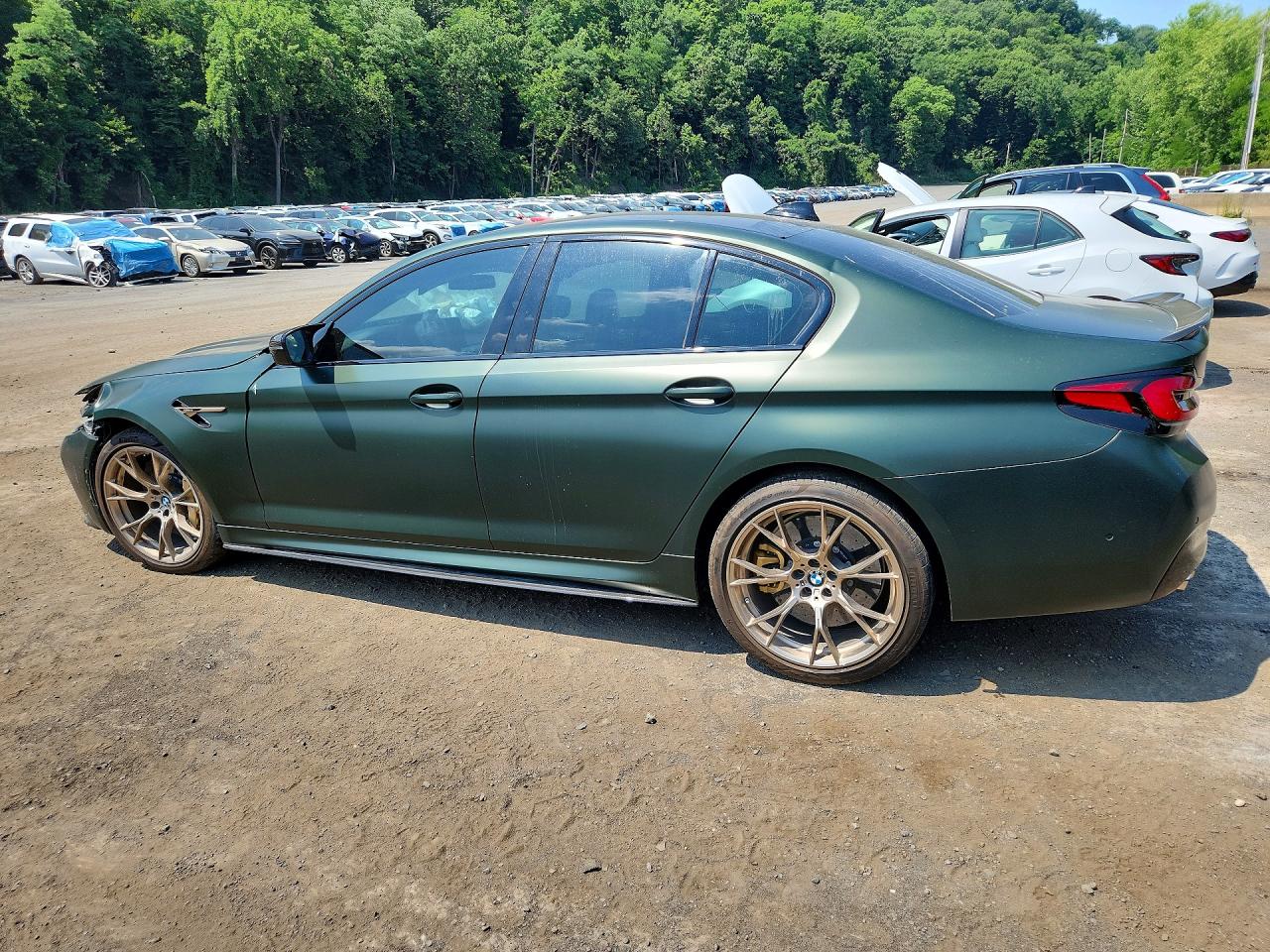 2022 BMW M5