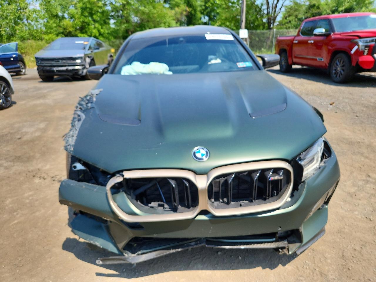 2022 BMW M5