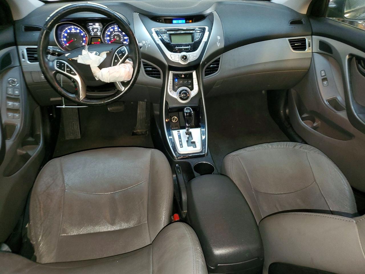 2011 HYUNDAI ELANTRA
