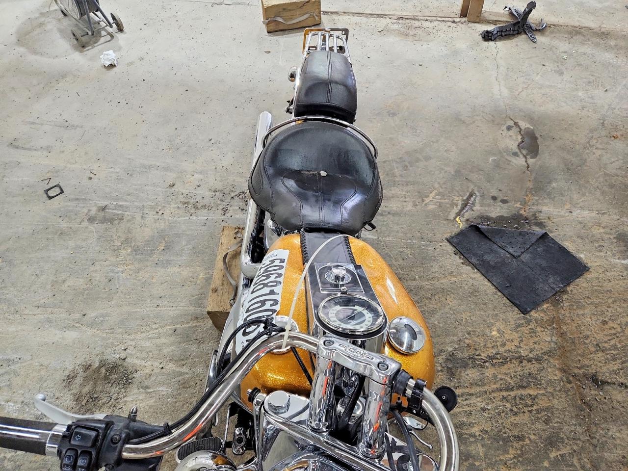 2016 HARLEY-DAVIDSON FL