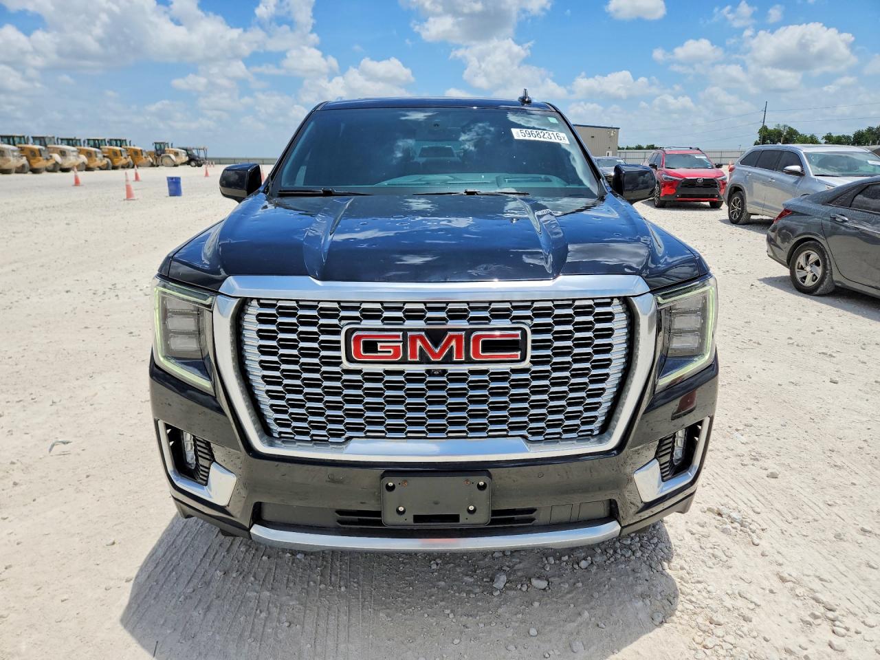 2022 GMC YUKON