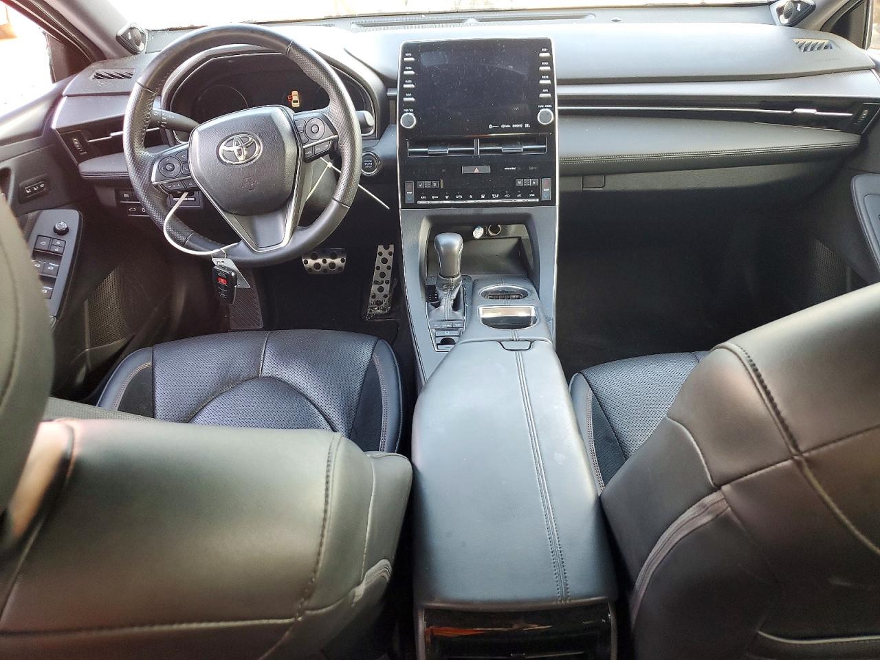 2019 TOYOTA AVALON