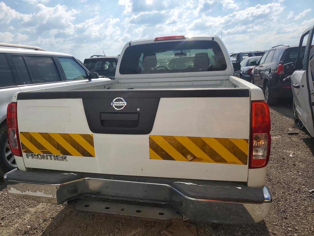 2013 NISSAN FRONTIER