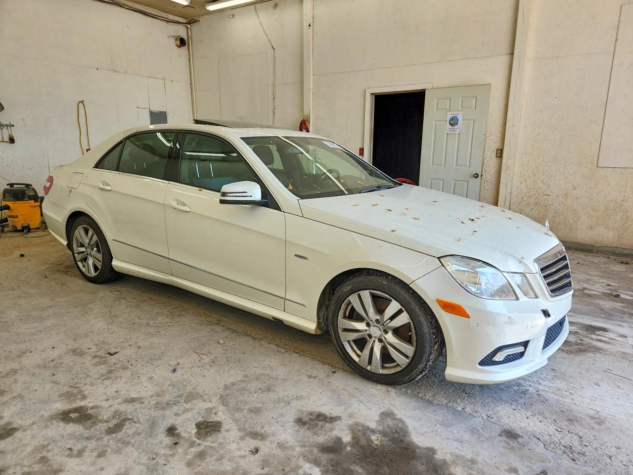 2011 MERCEDES-BENZ E-CLASS
