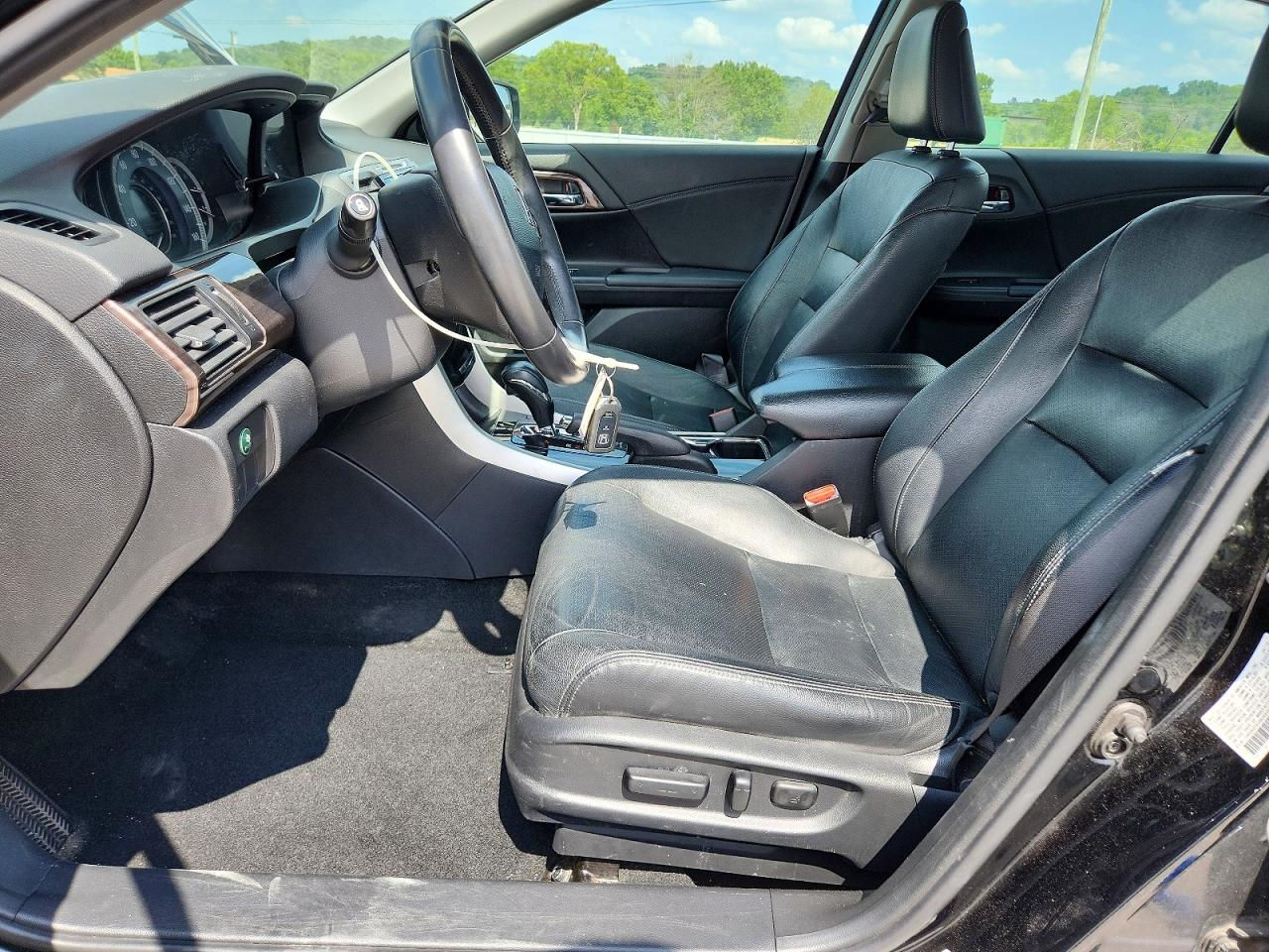 2017 HONDA ACCORD