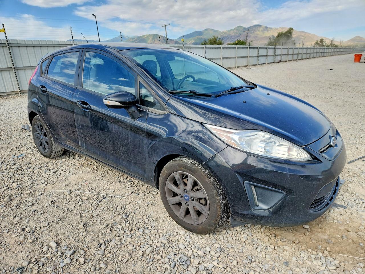 2013 FORD FIESTA