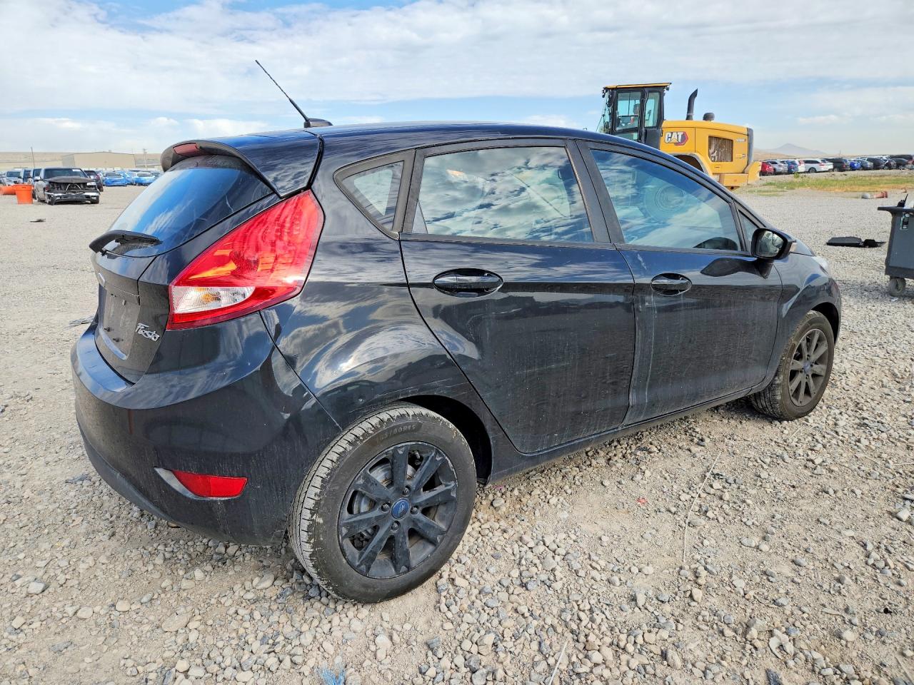 2013 FORD FIESTA