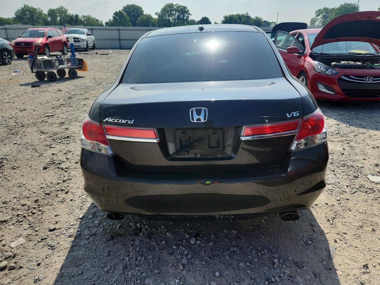 2011 HONDA ACCORD