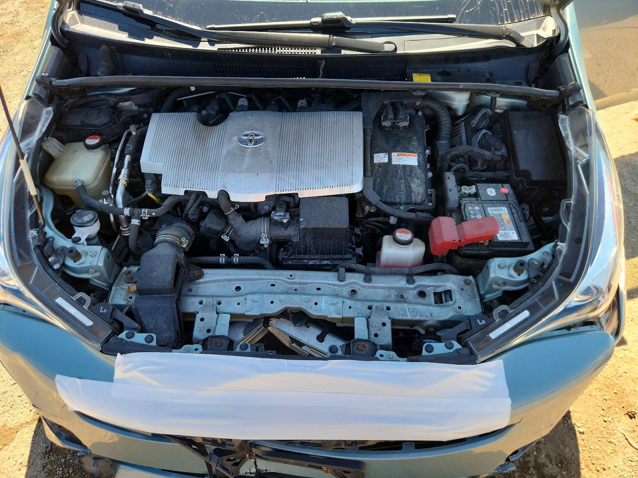 2016 TOYOTA PRIUS