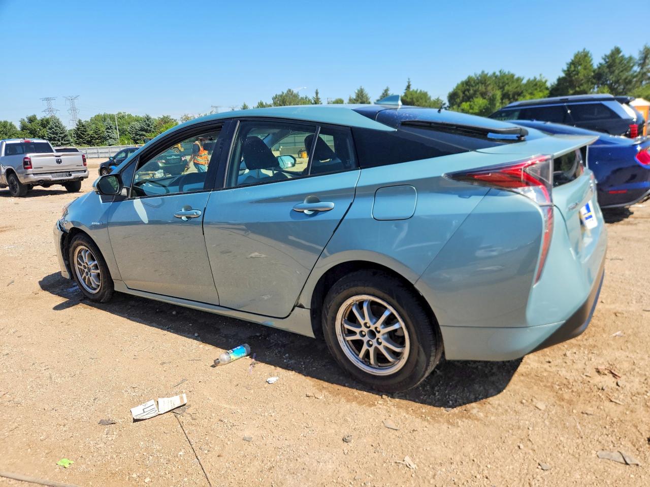 2016 TOYOTA PRIUS