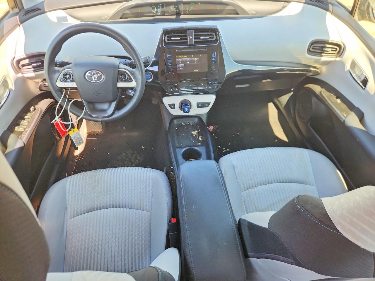 2016 TOYOTA PRIUS