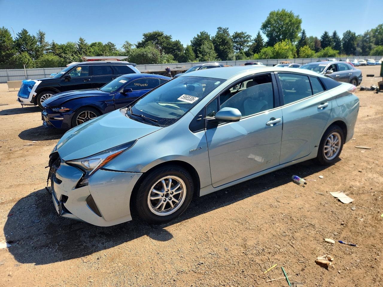 2016 TOYOTA PRIUS