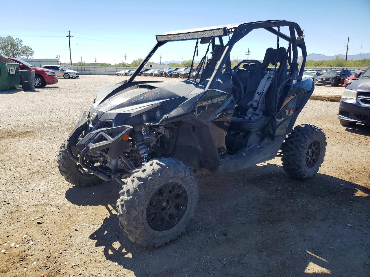 2017 CAN-AM SIDEBYSIDE