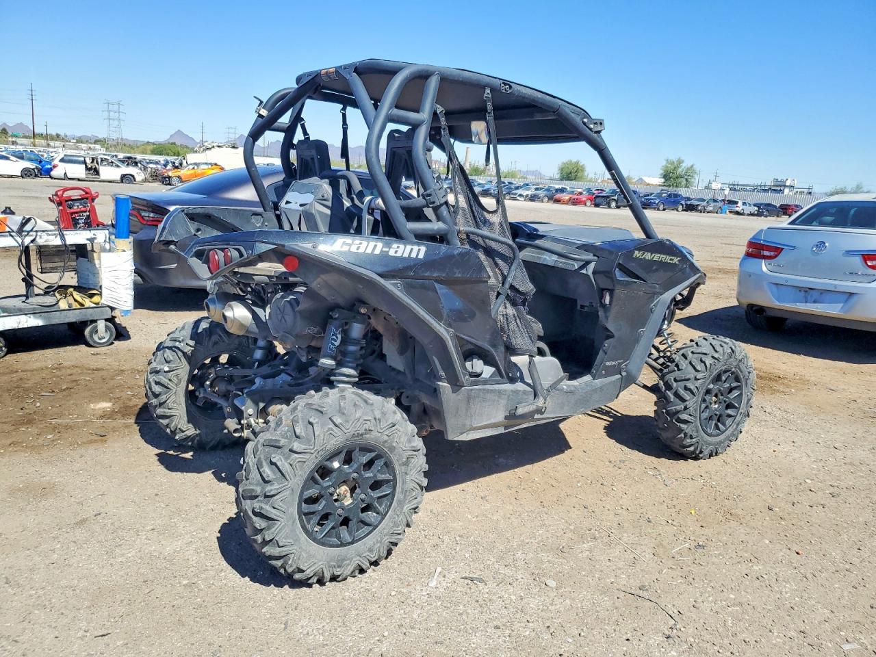 2017 CAN-AM SIDEBYSIDE