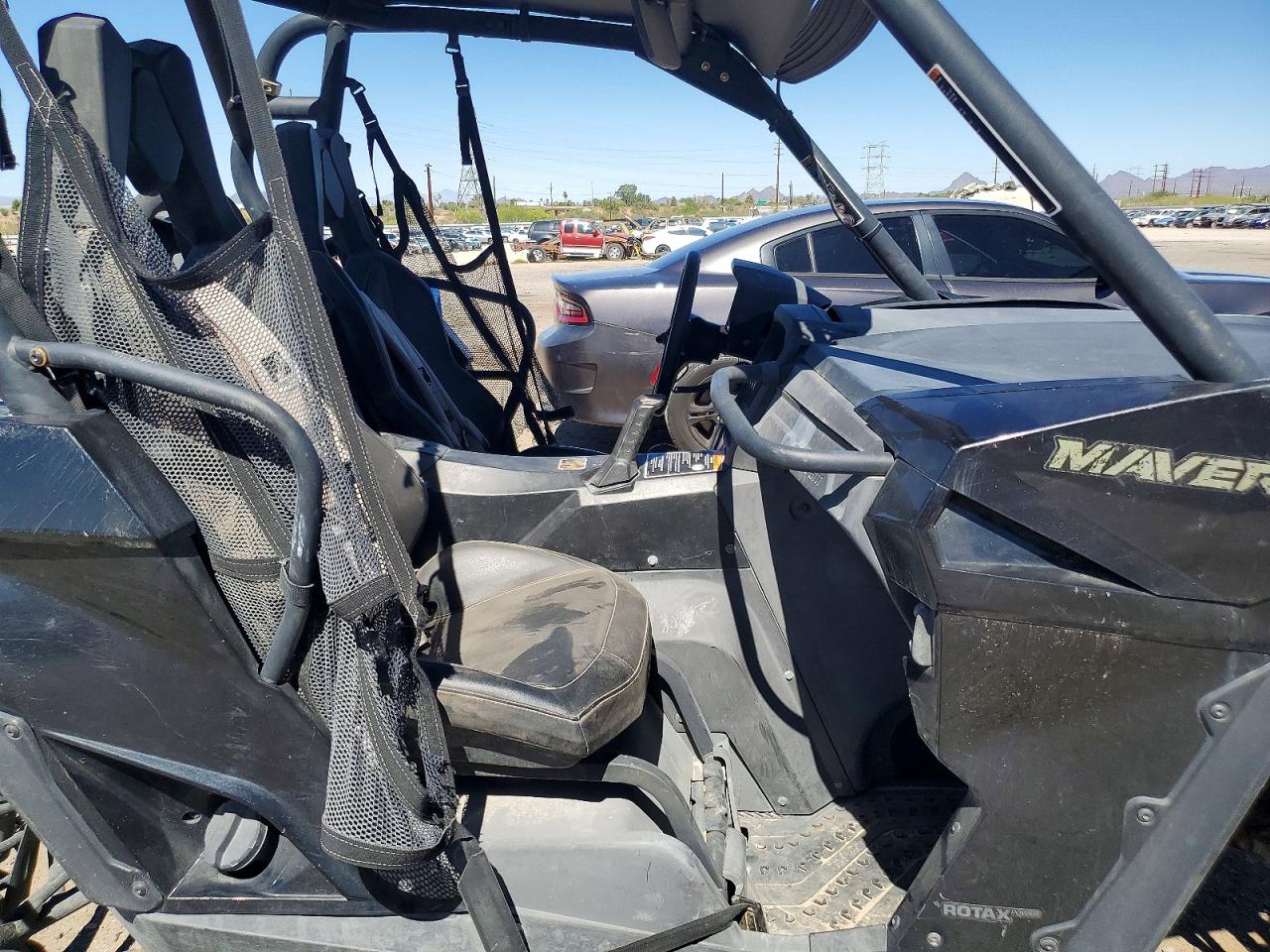 2017 CAN-AM SIDEBYSIDE