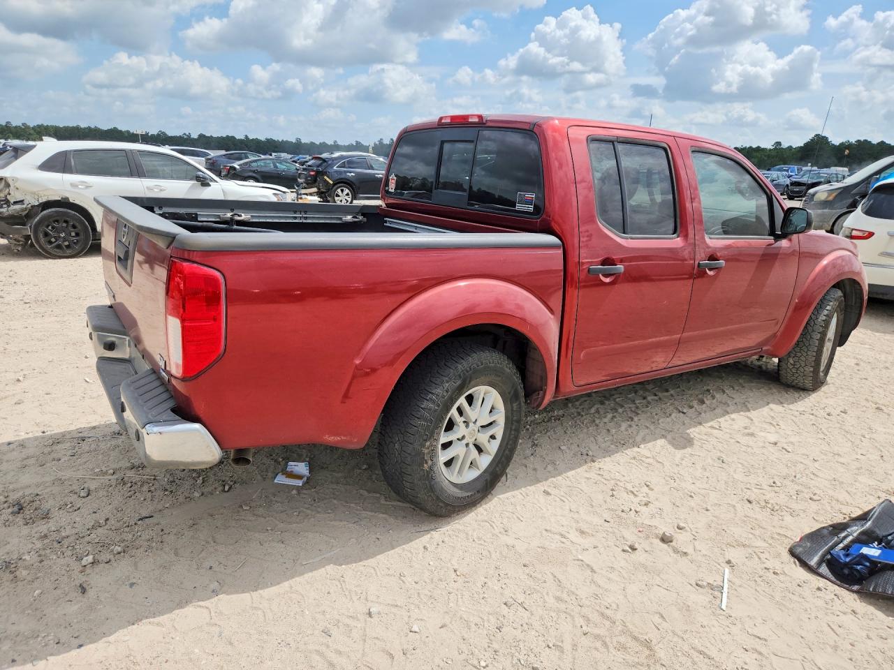 2017 NISSAN FRONTIER