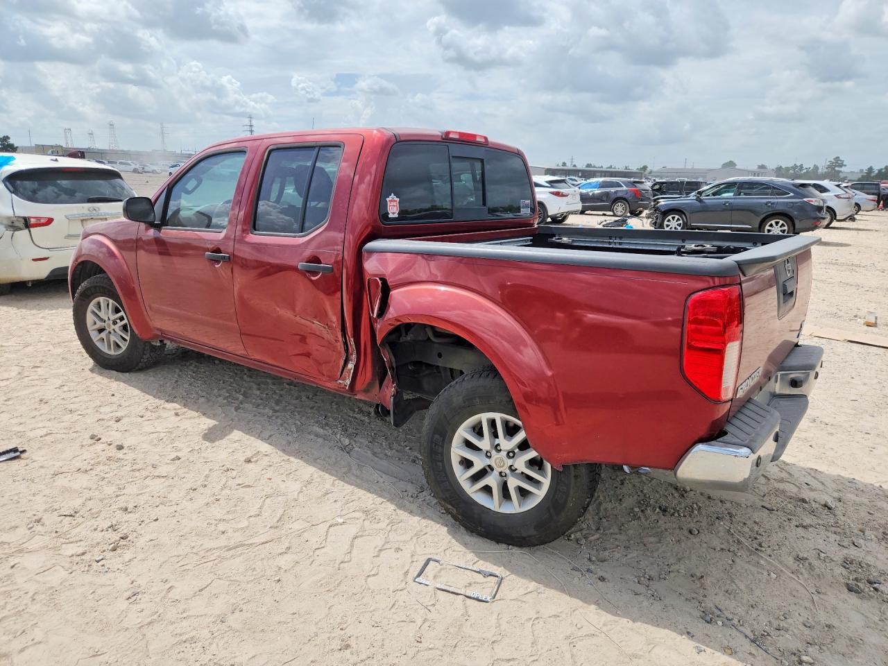 2017 NISSAN FRONTIER