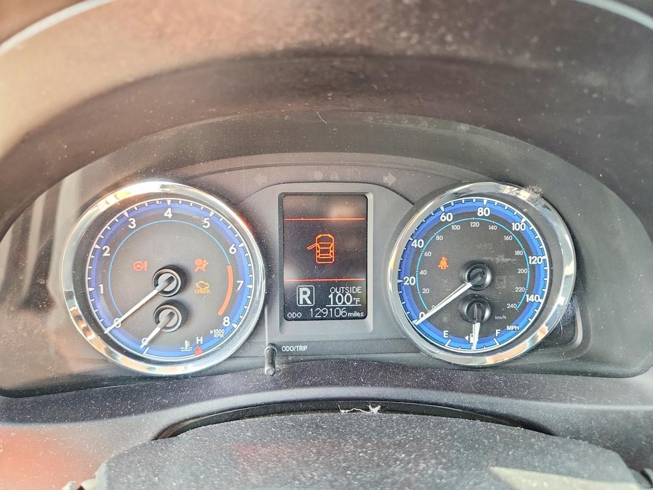 2017 TOYOTA COROLLA