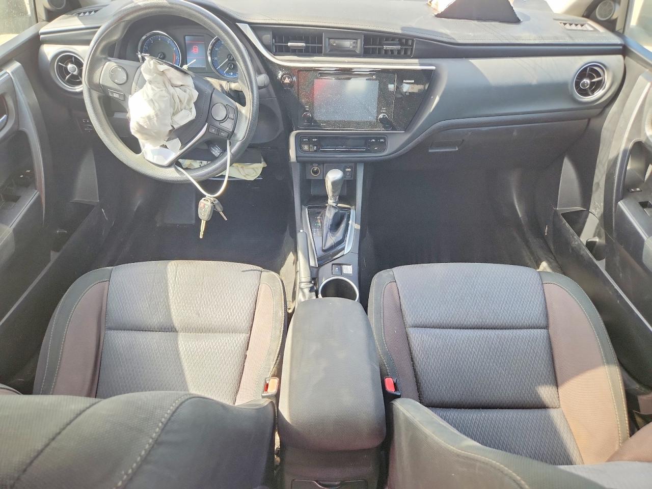 2017 TOYOTA COROLLA