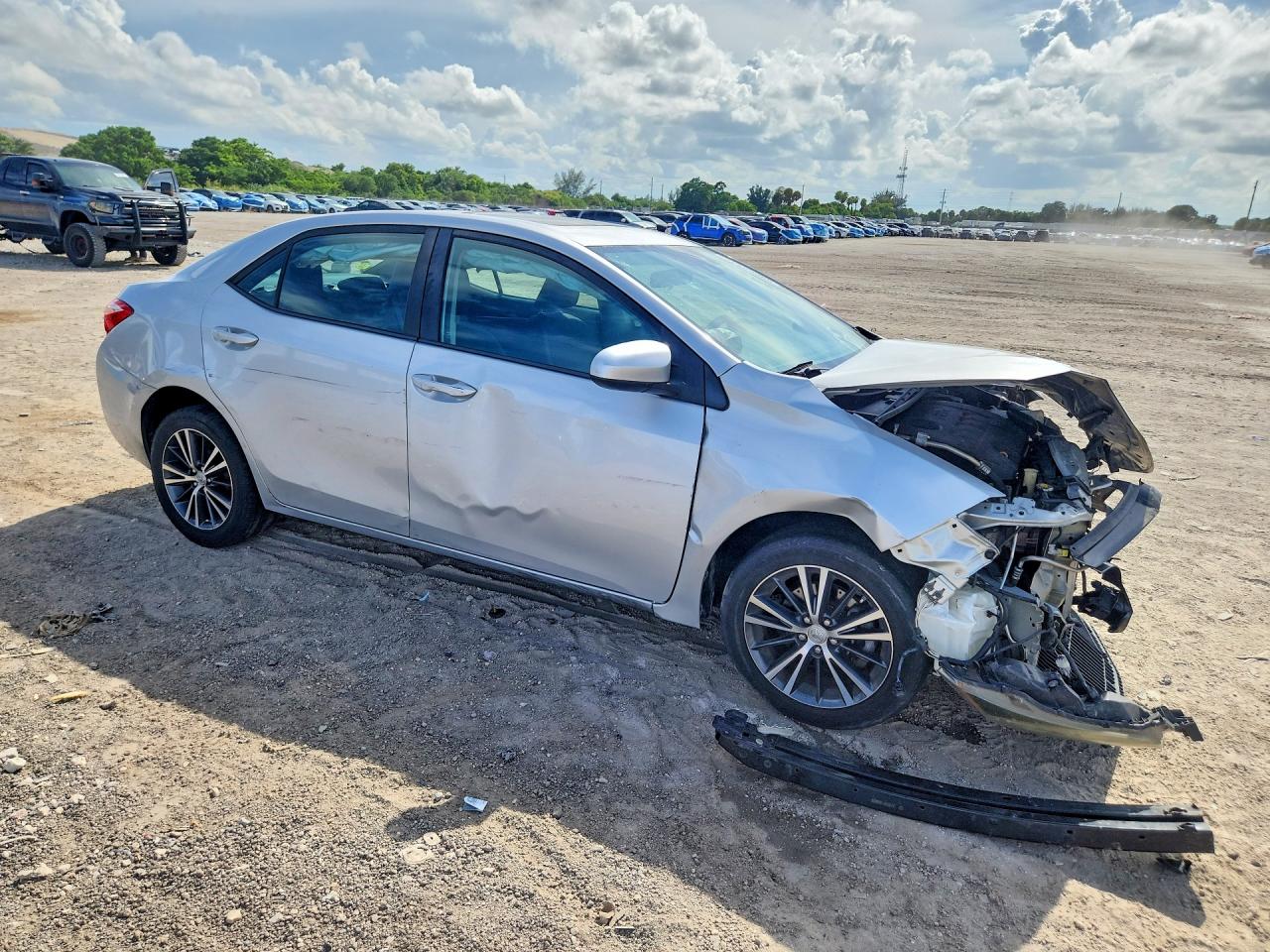 2017 TOYOTA COROLLA