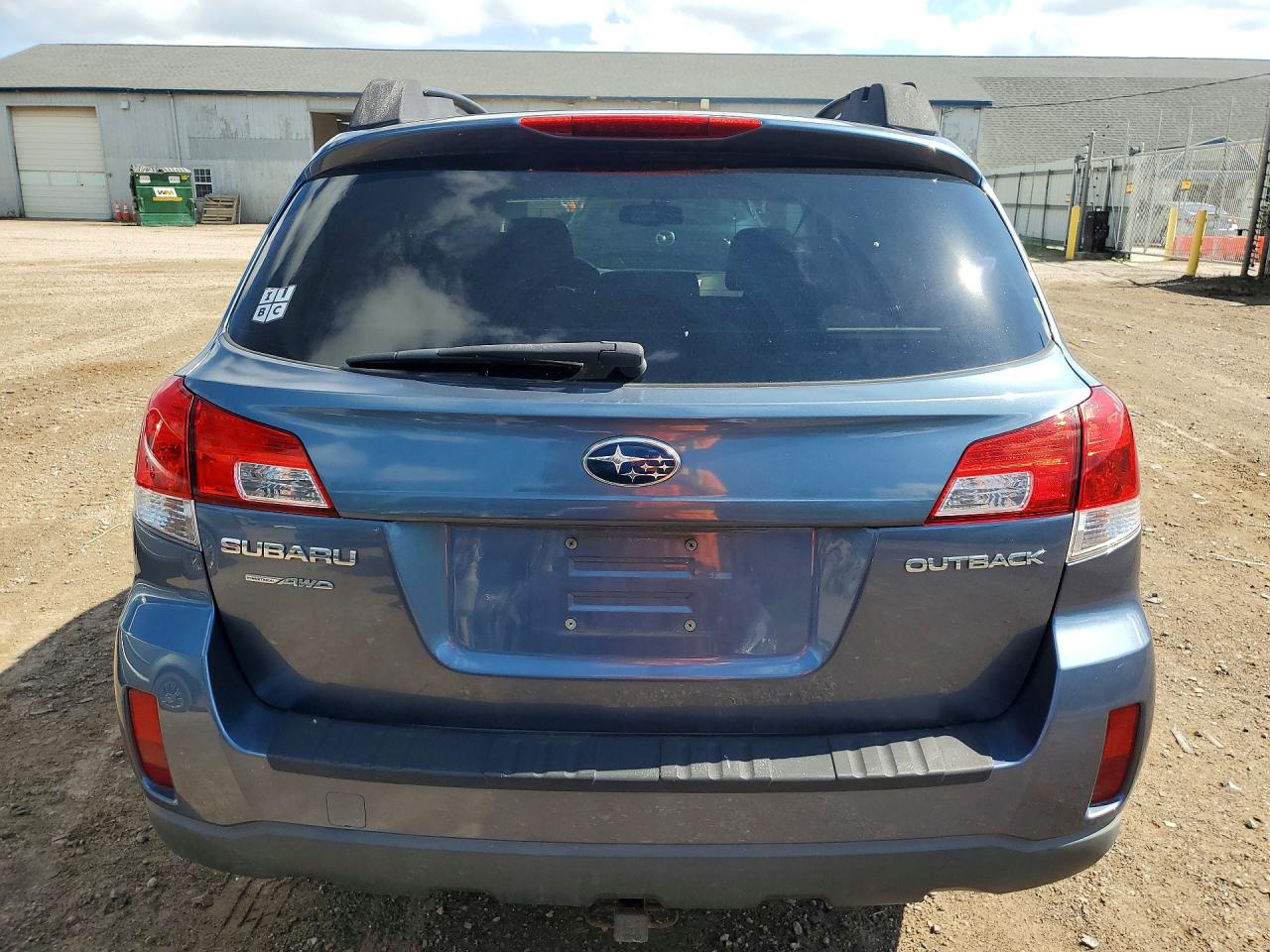 2013 SUBARU OUTBACK