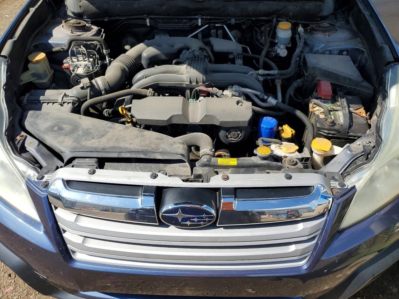 2013 SUBARU OUTBACK
