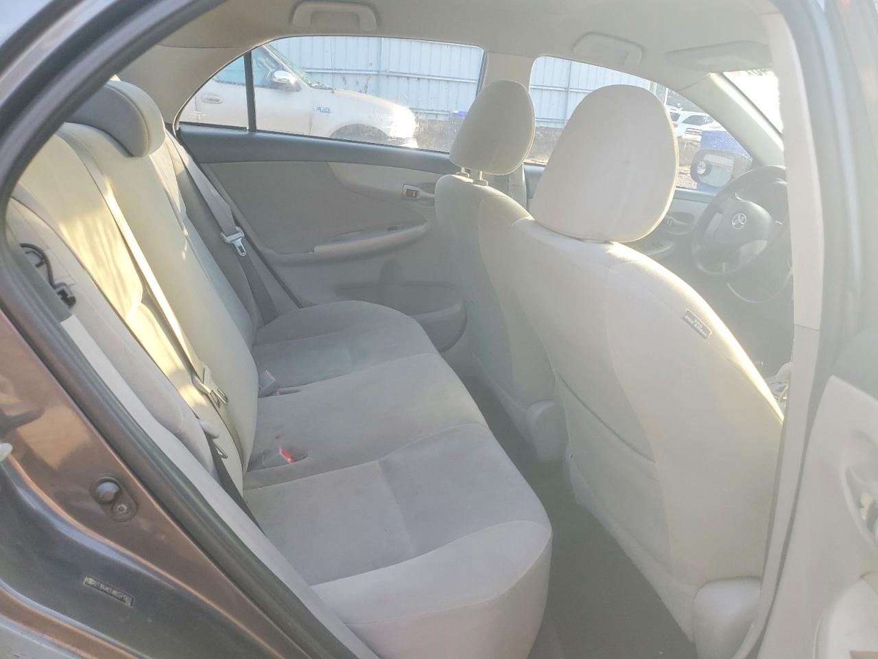 2011 TOYOTA COROLLA