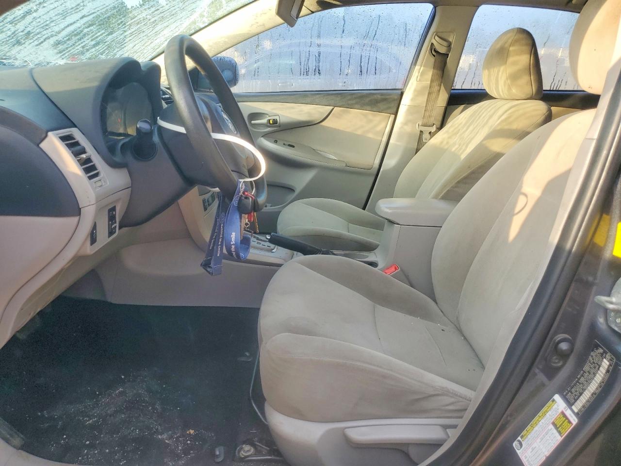 2011 TOYOTA COROLLA