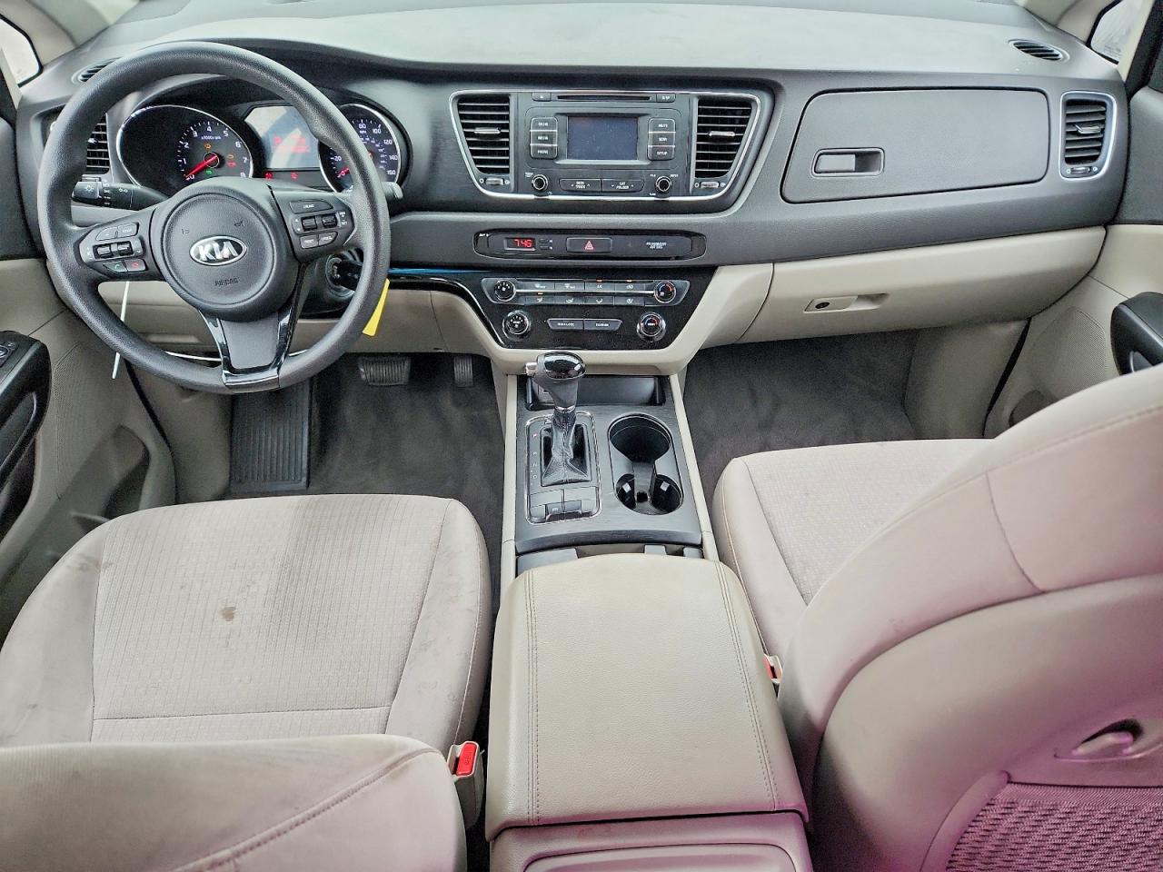 2016 KIA SEDONA