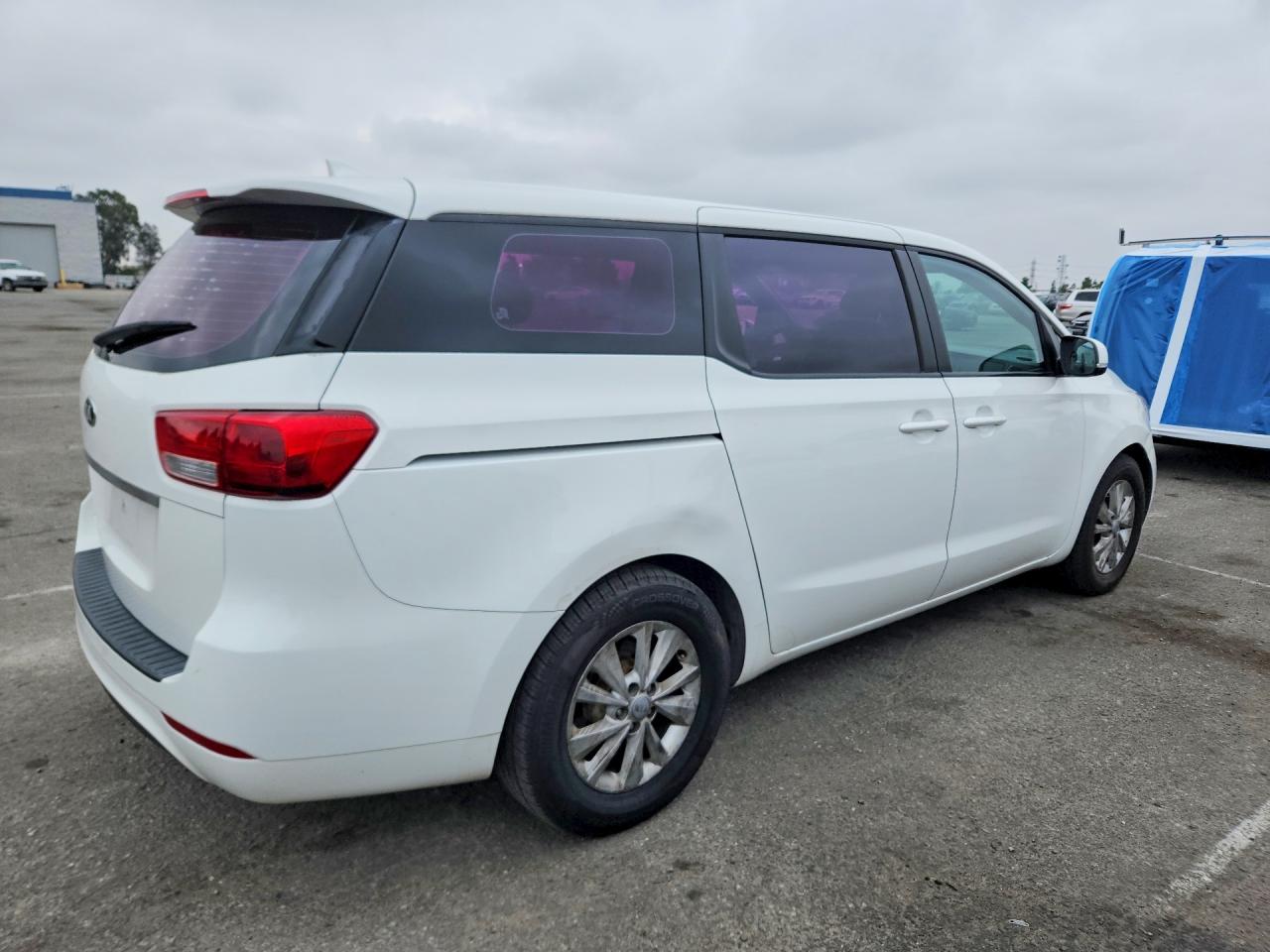 2016 KIA SEDONA