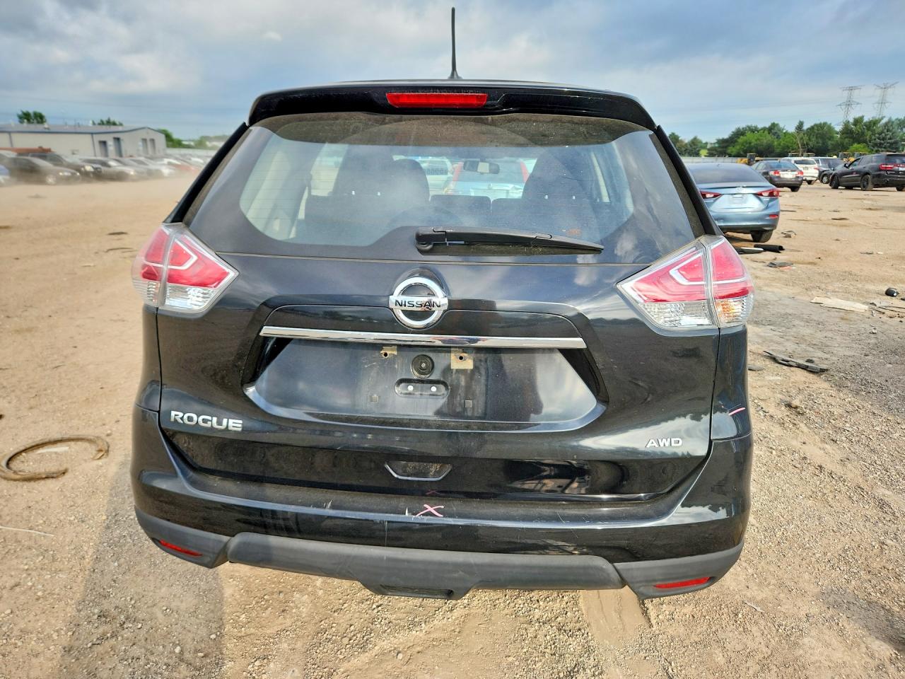 2016 NISSAN ROGUE