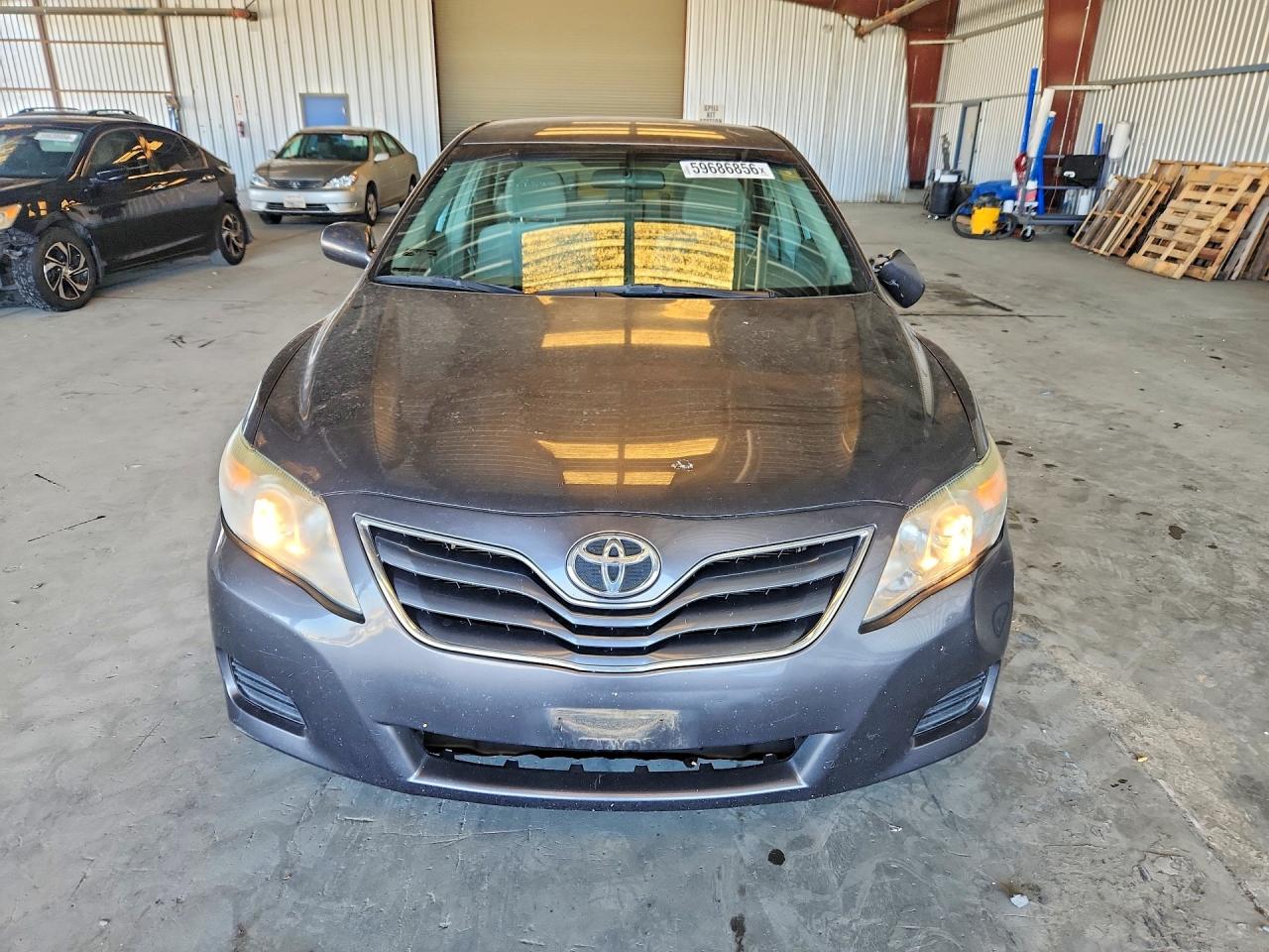 2011 TOYOTA CAMRY