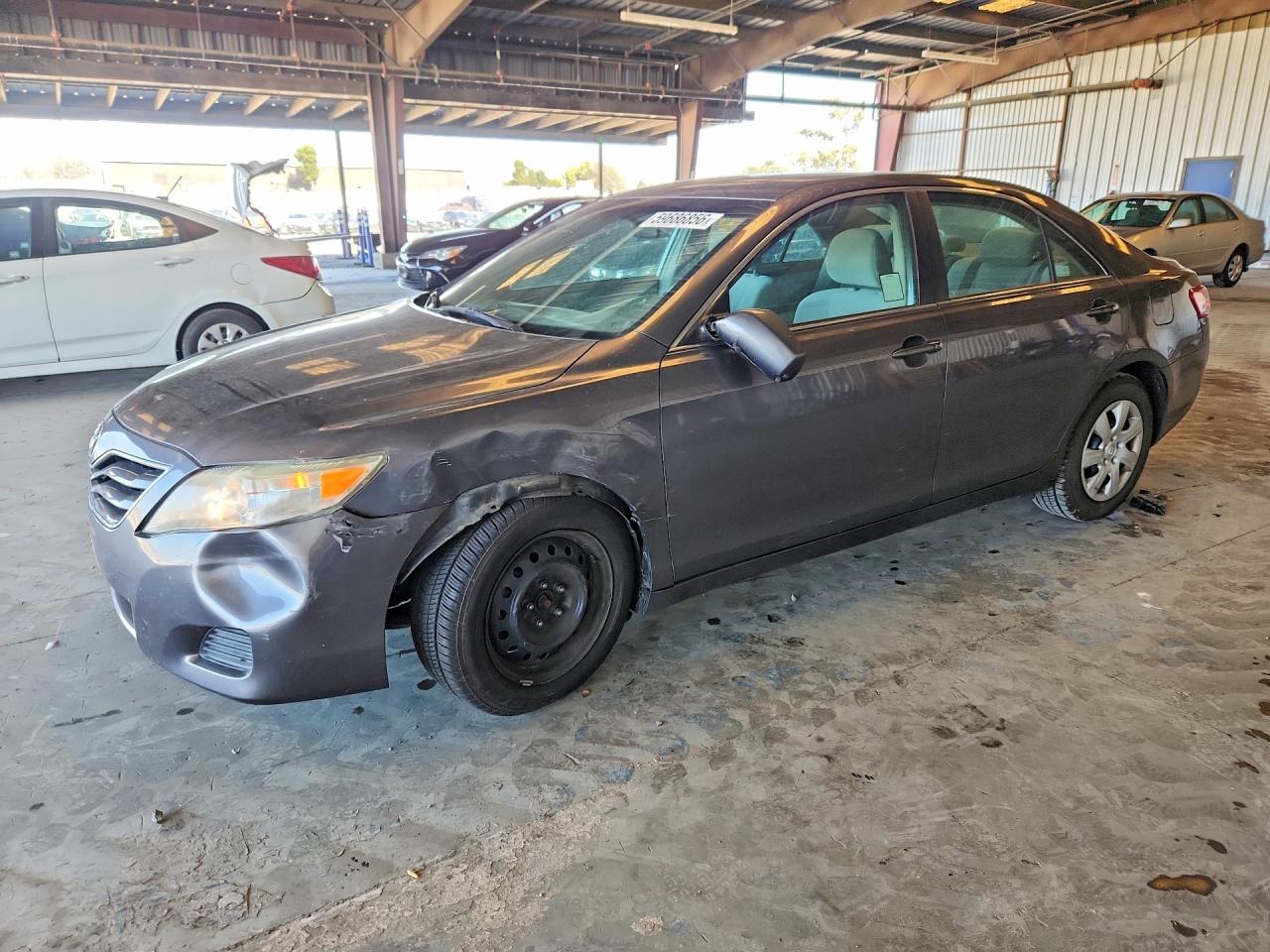 2011 TOYOTA CAMRY